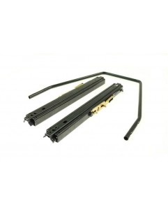 Double universal seat rails with adjustment